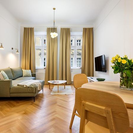 Tyzenhauz Suites Topolowa Cracovia Esterno foto